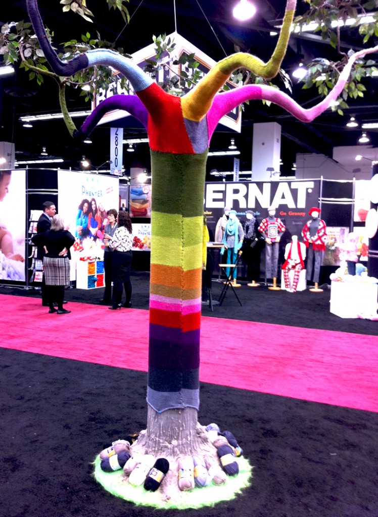 Cozy for a Tree in front of the Bernat Booth